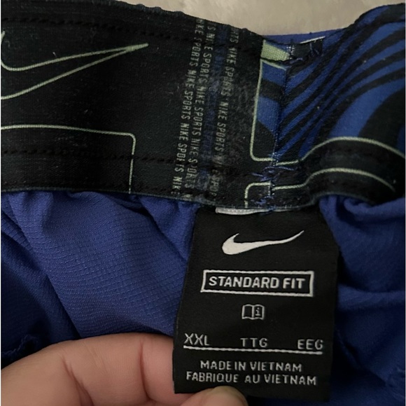 Men’s NIKE 6” Side Pocket Training Shorts• SIZE XXL - Picture 11 of 12